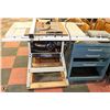 Image 1 : DELTA SHOPMASTER 10" TABLE SAW ON STAND WITH
