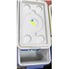 Image 1 : COLEMAN BLUE AND WHITE COOLER - POLY LITE 34