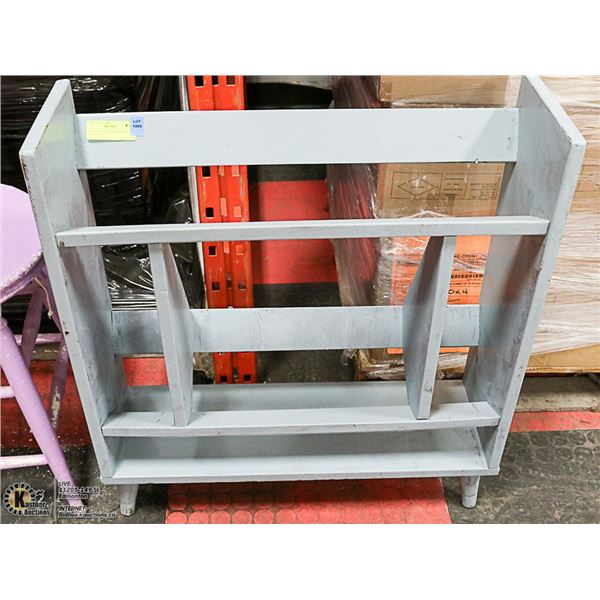 VINTAGE PAINTED WOOD SHELF 25"X 8"X 28"