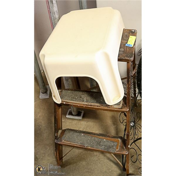 METAL STEP LADDER AND A PLASTIC STOOL