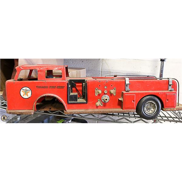 VINTAGE TEXACO FIRE TRUCK