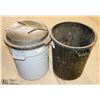 Image 1 : 2 PLASTIC GARBAGE CANS
