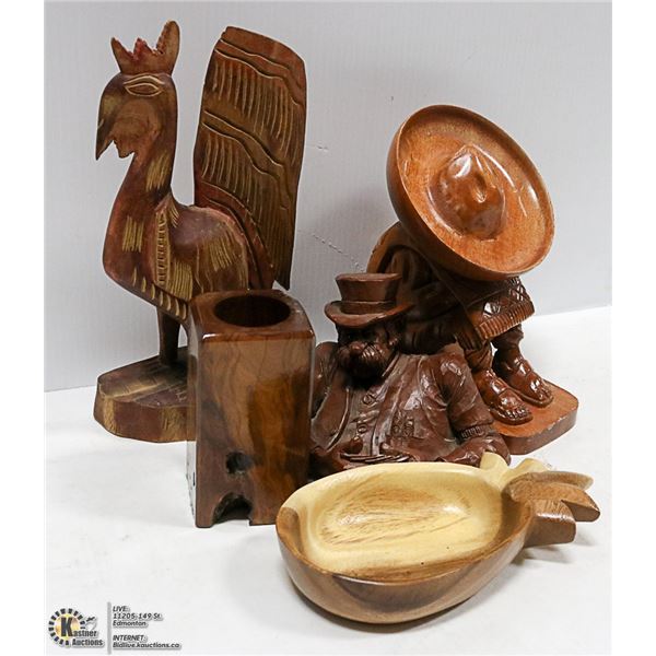 TRAY OF CARVED FIGURES