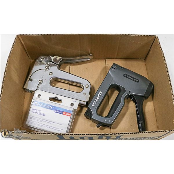BOX WITH TWO HAND STAPLERS AND STAPLES INCL.