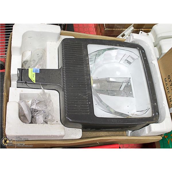 3 COMMERCIAL POLE LIGHTS