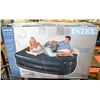 Image 1 : INTEX QUEEN AIRBED W/PUMP