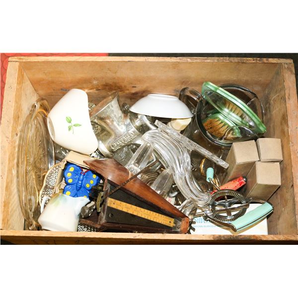 VINTAGE PEACH CRATE FULL OF COLLECTIBLES