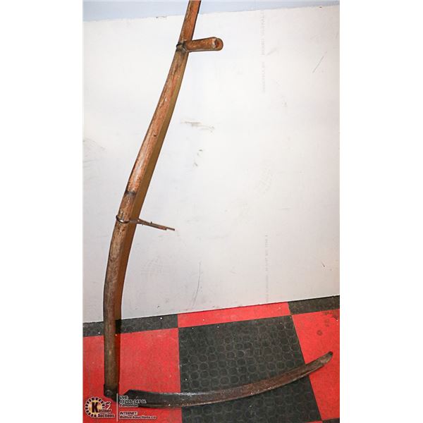 VINTAGE SCYTHE GRAIN HAY SICKLE 29.5" BLADE