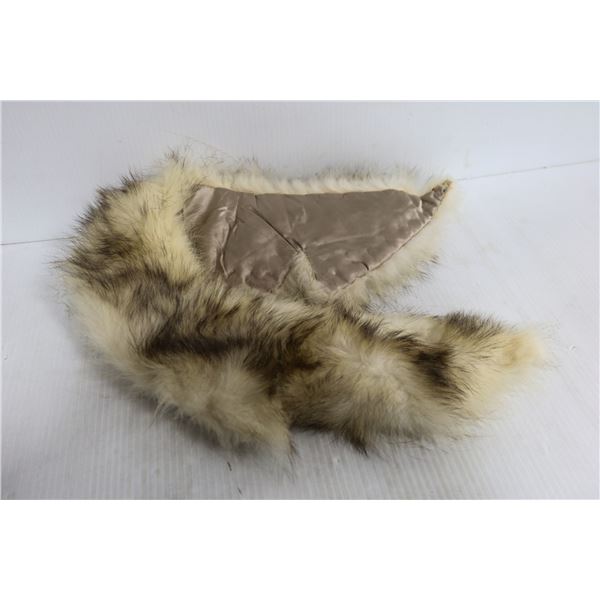 FUR STOLE