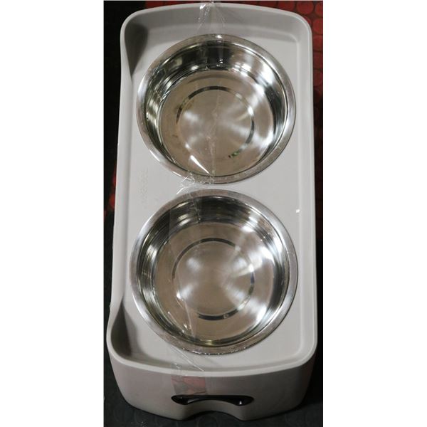 EXTRA LARGE ELEVATED DOG FEEDER DISH