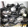 Image 1 : SET OF 24 OUTDOOR LED STRING LIGHTS 48 FEET LONG