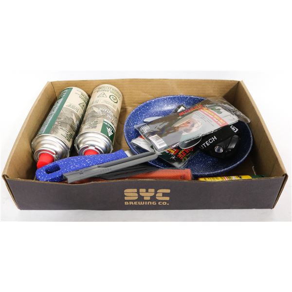 LOT OF MISCELLANEOUS CAMPING ITEMS