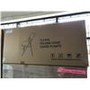Image 2 : 6 WHITE PLASTIC FOLDING CHAIRS