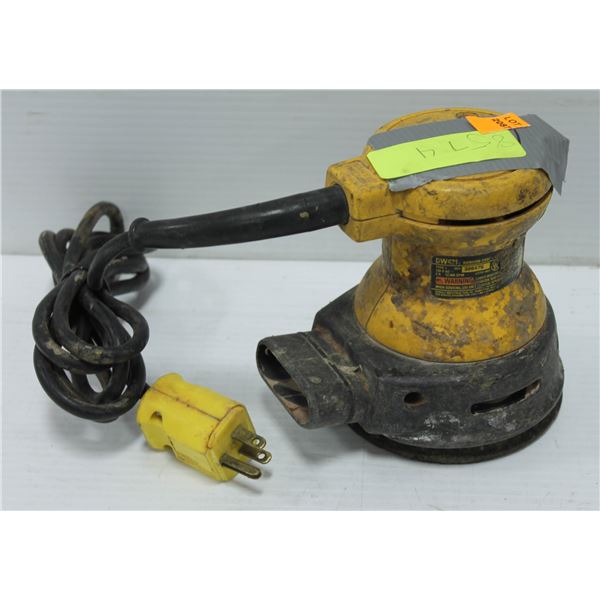 DEWALT ELECTRIC PALM SANDER