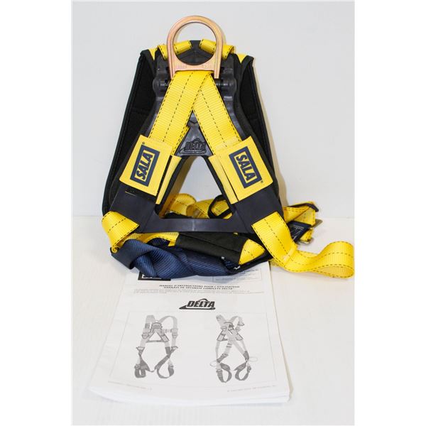 NEW DBI SALA FULL BODY FALL PROTECTION HARNESS SIZE MEDIUM