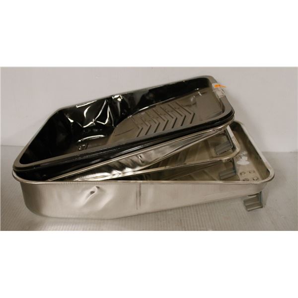 LOT OF ASSORTED PAINT TRAYS & LINERS