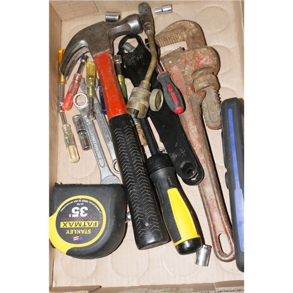FLAT OF ASSORTED TOOLS INCLUDES STANLEY FATMAX 35' TAPE, PIPE WRENCH AND MORE