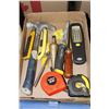 Image 1 : FLAT OF ASSORTED HAND TOOLS