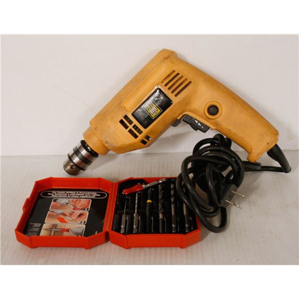 POWERFIST ELEC DRILL W/ BLACK & DECKER DRILL BITS