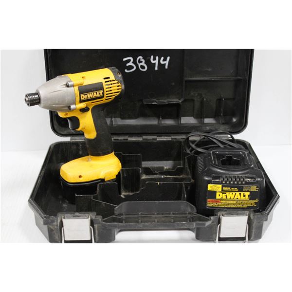 DEWALT CASE INCLUDES 14.4 DRILL, 14.4 BATTERY AND