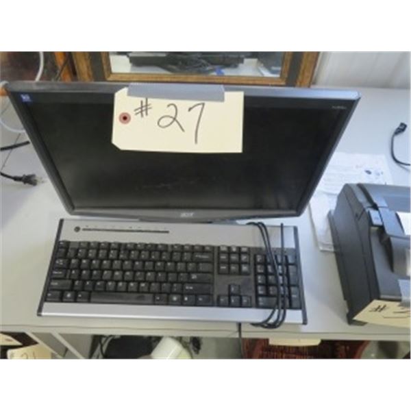 COMPUTER MONITOR & KEYBOARD