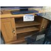 Image 1 : TV STAND