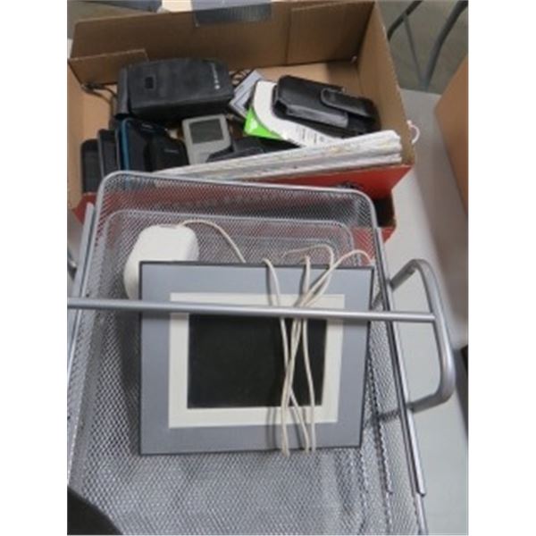 RECORDER, DESK DISPLAY, VARIOUS PHONE CLIPS