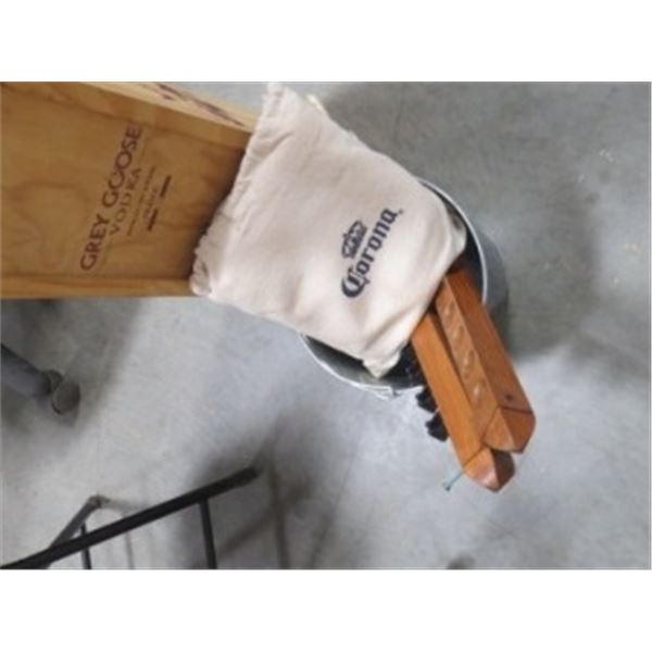 GREY GOOSE BOX, CORONA SWING