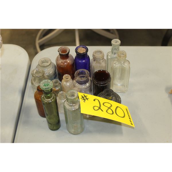 APPROXIMATELY 16 LITTLE BOTTLES