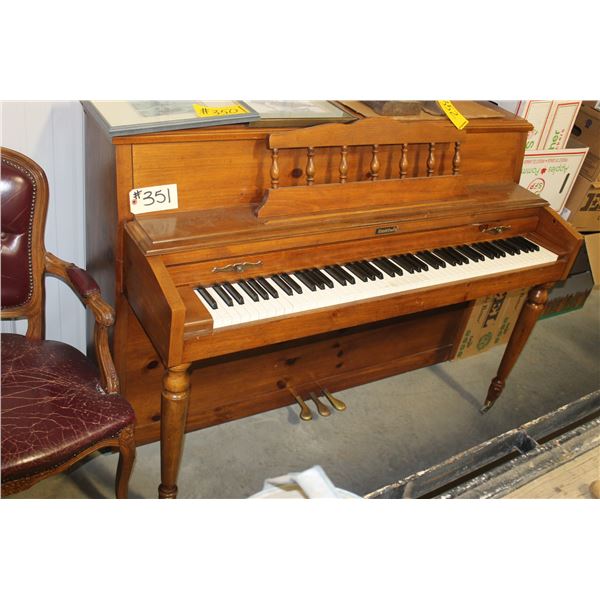 BALDWIN PIANO