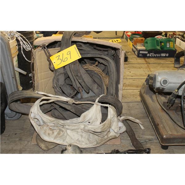 BOX OF MISC HARNESS & 2 APRONS