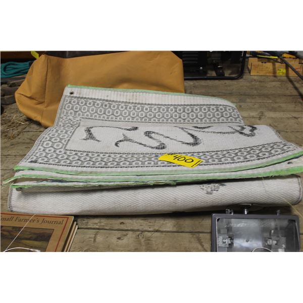 VARIOUS CAMPING MATS