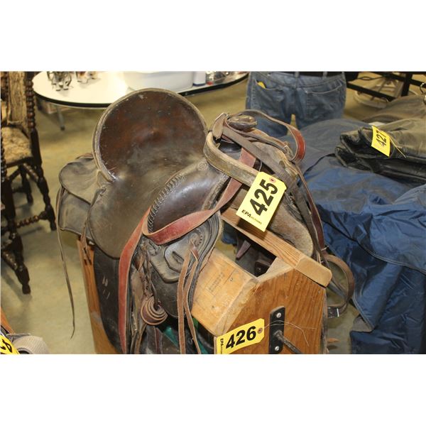 STOCK SADDLE