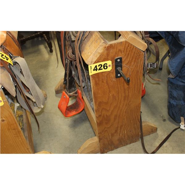 SADDLE RACK