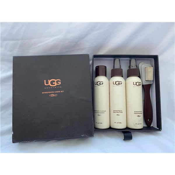 Ugg sheepskin care kit