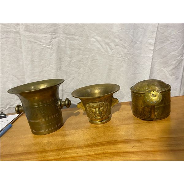 3 Brass Decor