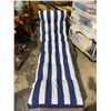 Image 1 : Patio Lounger