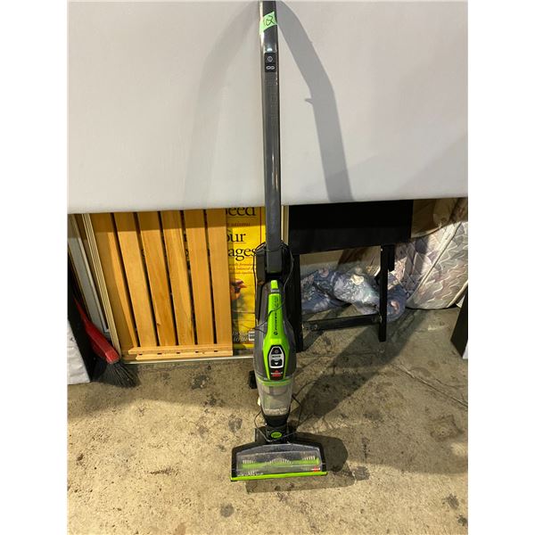 Bissell Power Cleaner