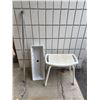 Image 1 : Bath Chair, planter
