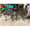 Image 1 : 2 end tables