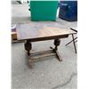 Image 1 : Antique Table