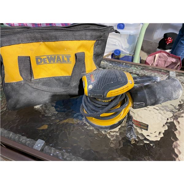 DeWalt Sander and bag