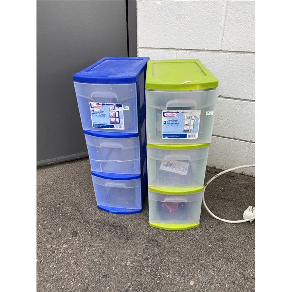 2 storage stands