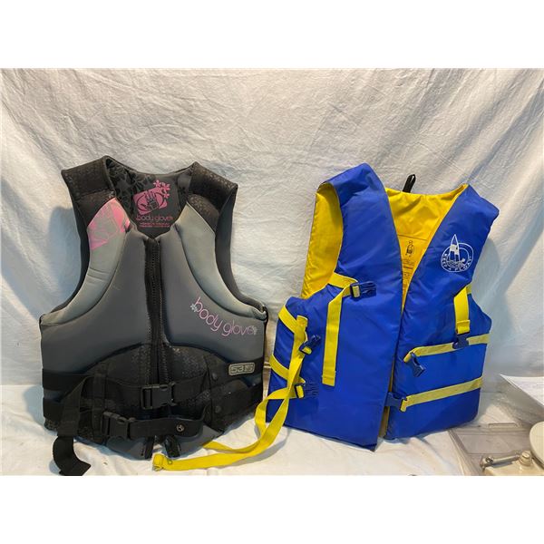 2 life jackets