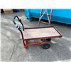 Image 1 : Wheeled cart