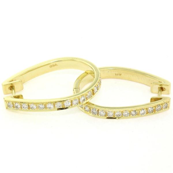 18kt Yellow Gold 0.75 ctw Diamond Oval Hoop Earrings