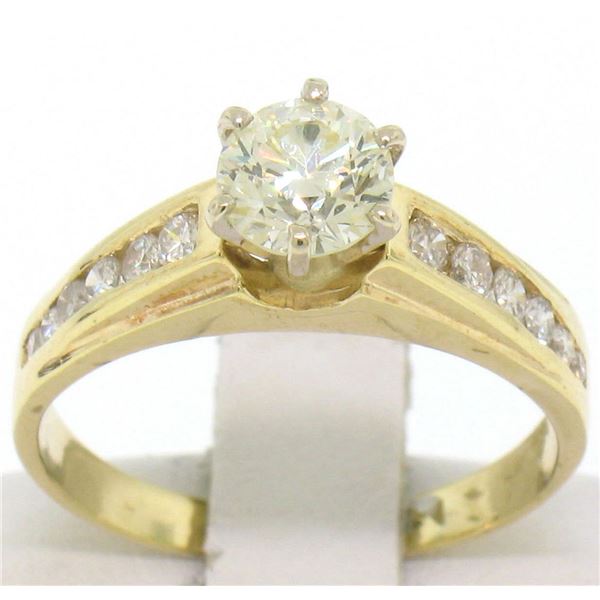 14k Solid Yellow Gold Round Diamond Solitaire Engagement Ring w/ 12 Graduated Ac