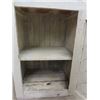 Image 4 : Vintage Painted Pantry 28"H 25"W 21"D