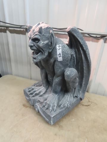 Gargoyle Display Large Gargoyle Ornament Display (Heavy Plastic) 25