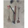 Image 1 : Posthole, Scoop, Hay Knife & Fork